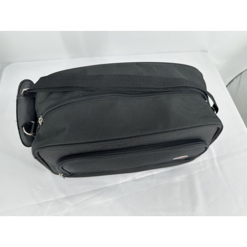American Tourister Black Carry‎ On Bag with Shoulder Strap 15X10 Collapsible - Picture 2 of 9